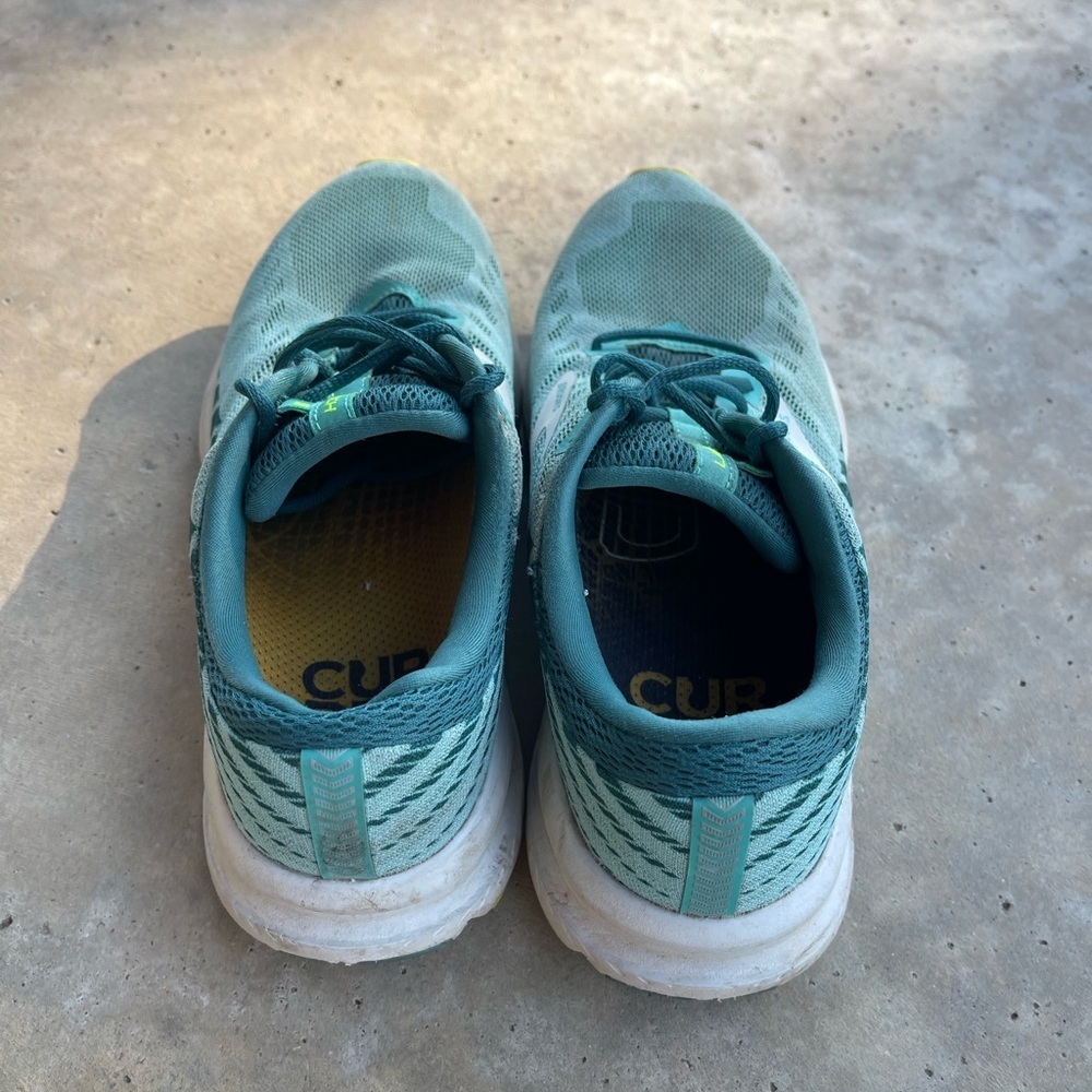 BROOKS LAUNCH 6 RUNNING SHOES WOMENS SZ 8 .5B $140 MSRP NICE - Picture 3 of 9